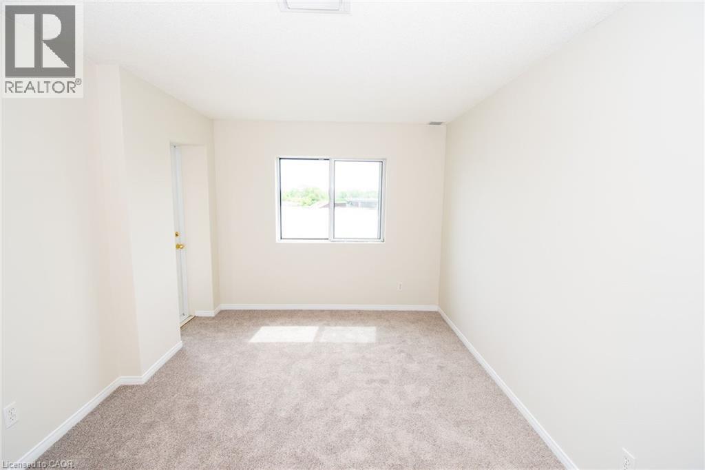 1-bedroom home for sale at 210 MAIN Street E Unit# 205, Dunnville ON · photo 27 of 44