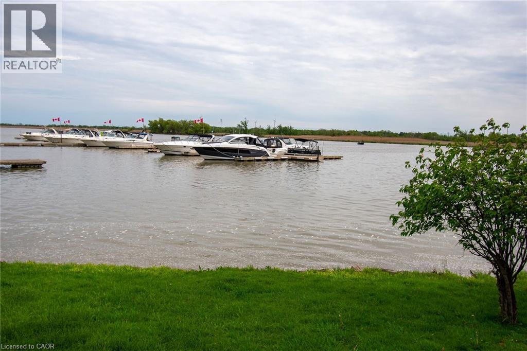 1-bedroom home for sale at 210 MAIN Street E Unit# 205, Dunnville ON · photo 5 of 44