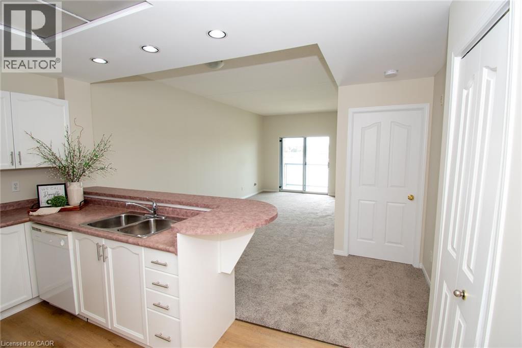 1-bedroom home for sale at 210 MAIN Street E Unit# 205, Dunnville ON · photo 9 of 44