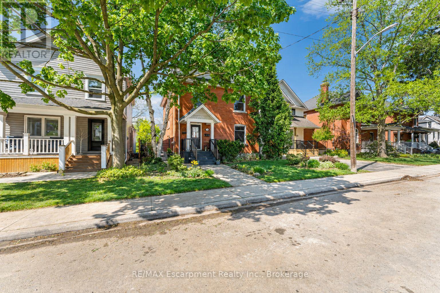 546 HURD AVENUE - Image 2