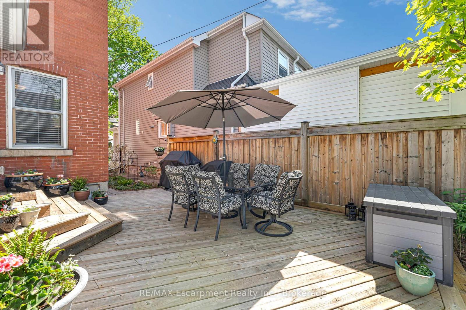 546 HURD AVENUE - 35