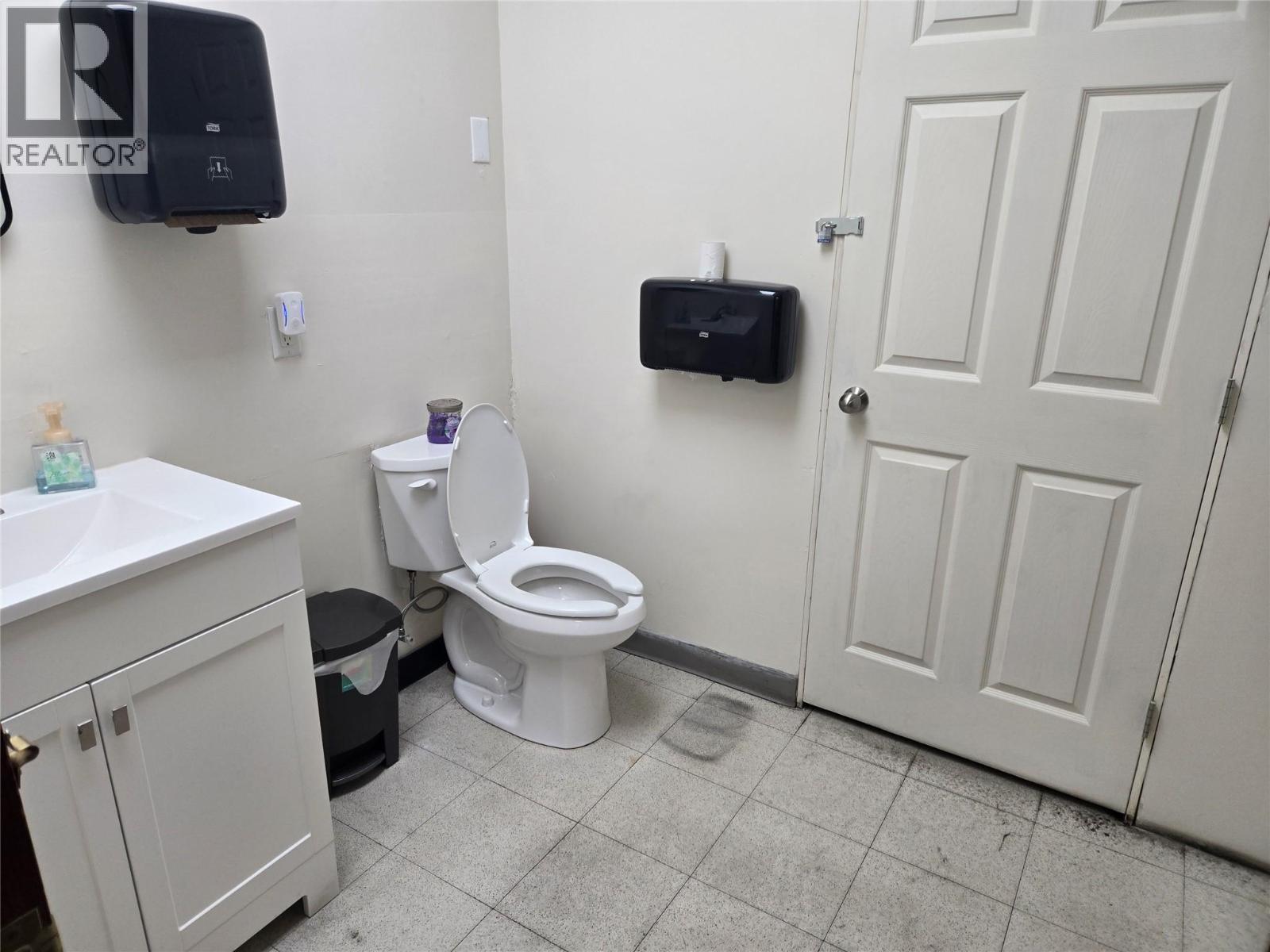 301 Main Street Unit# 101, Penticton