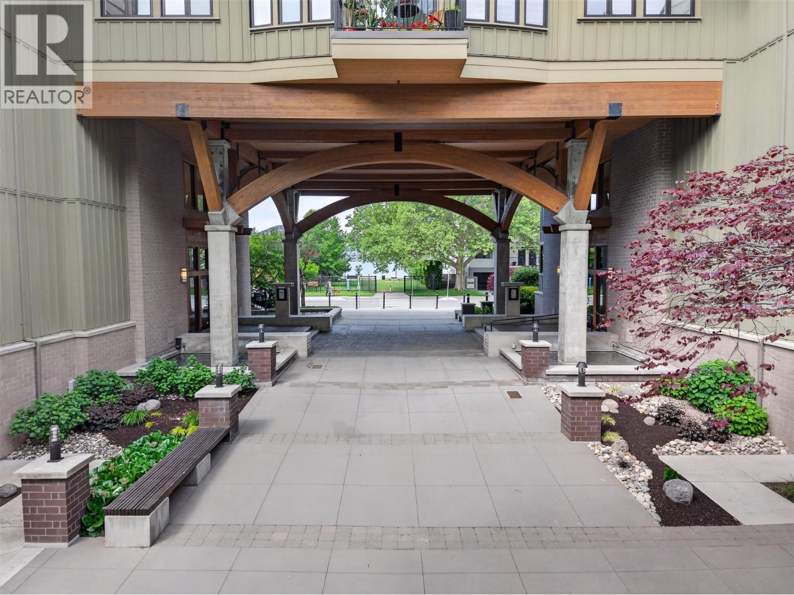 101 2901 Abbott Street, Kelowna