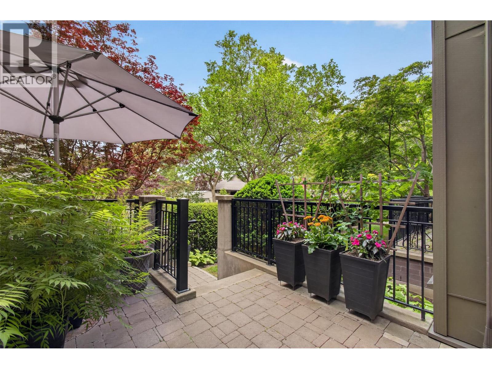 101 2901 Abbott Street, Kelowna