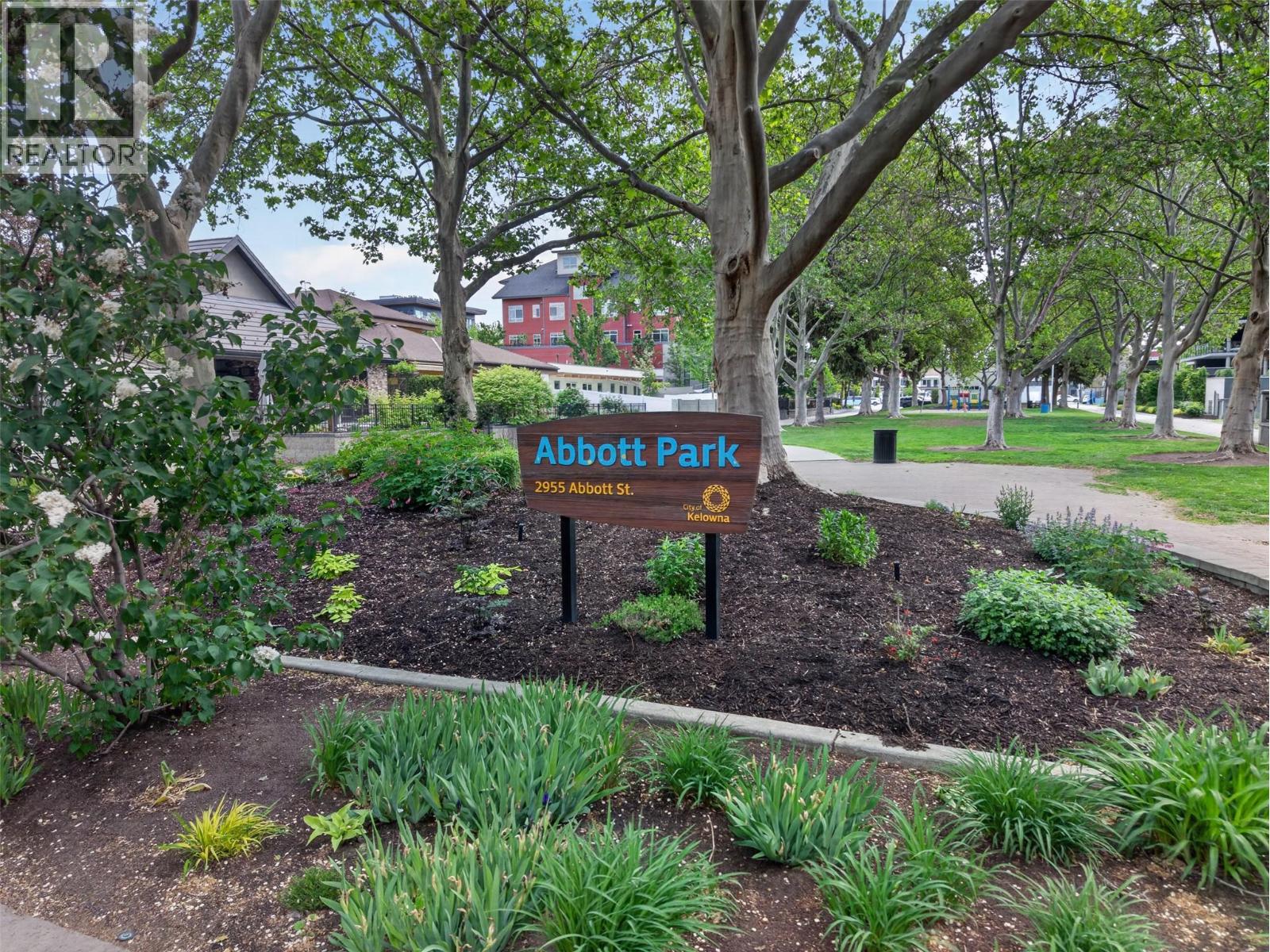 101 2901 Abbott Street, Kelowna