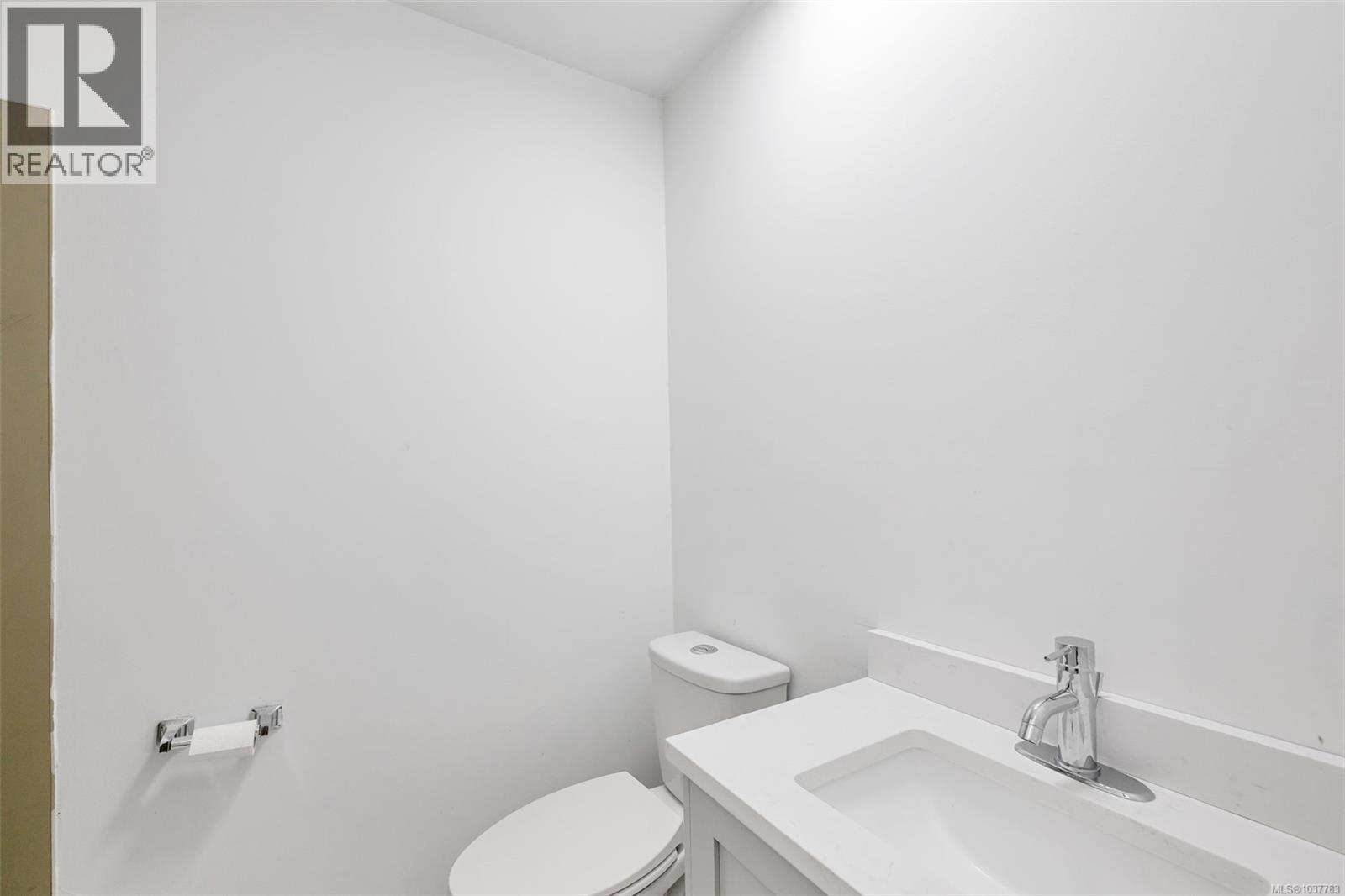 160 Cowichan Lake Rd - 26
