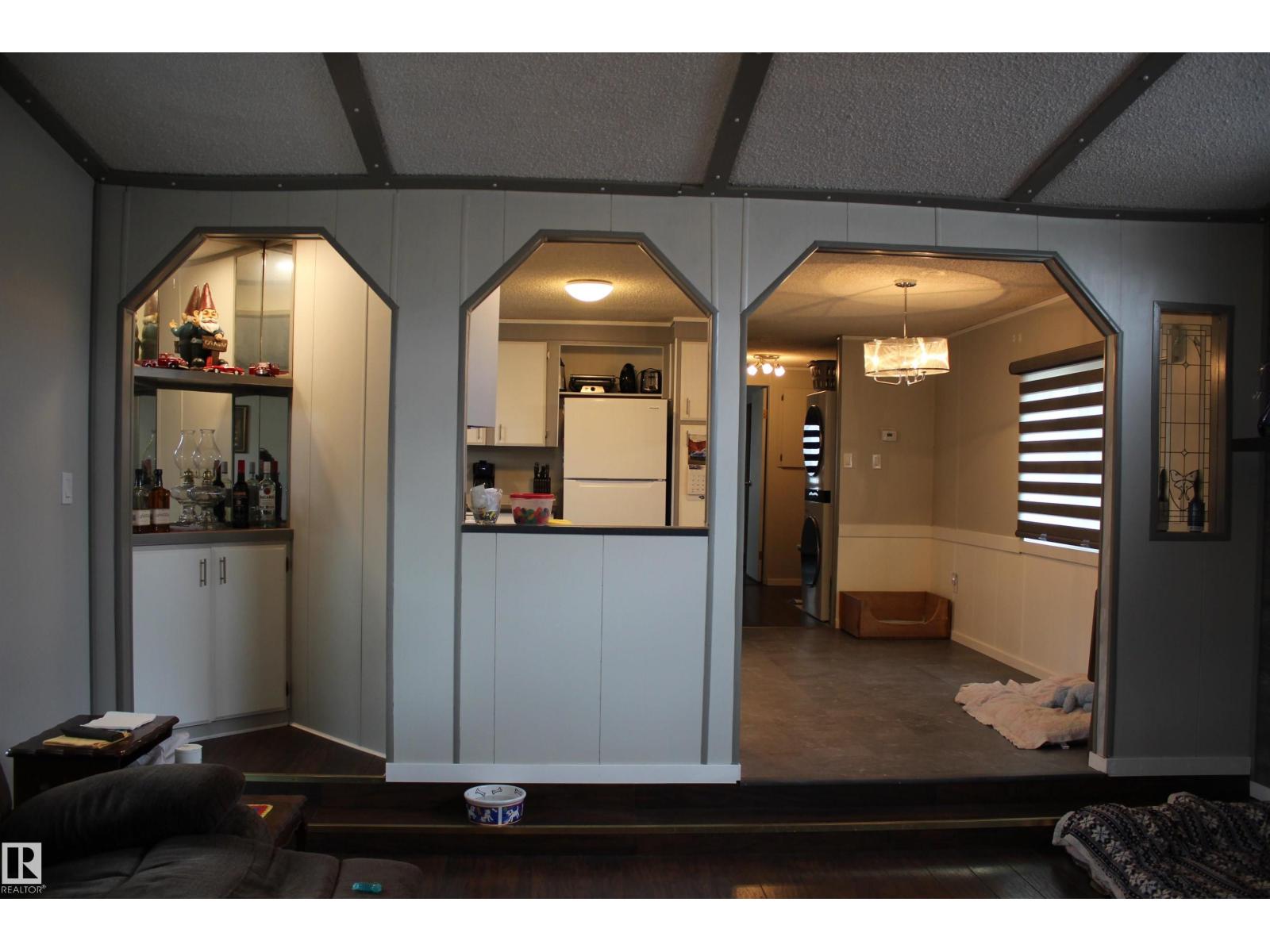 1118 Lakevista DR - 12