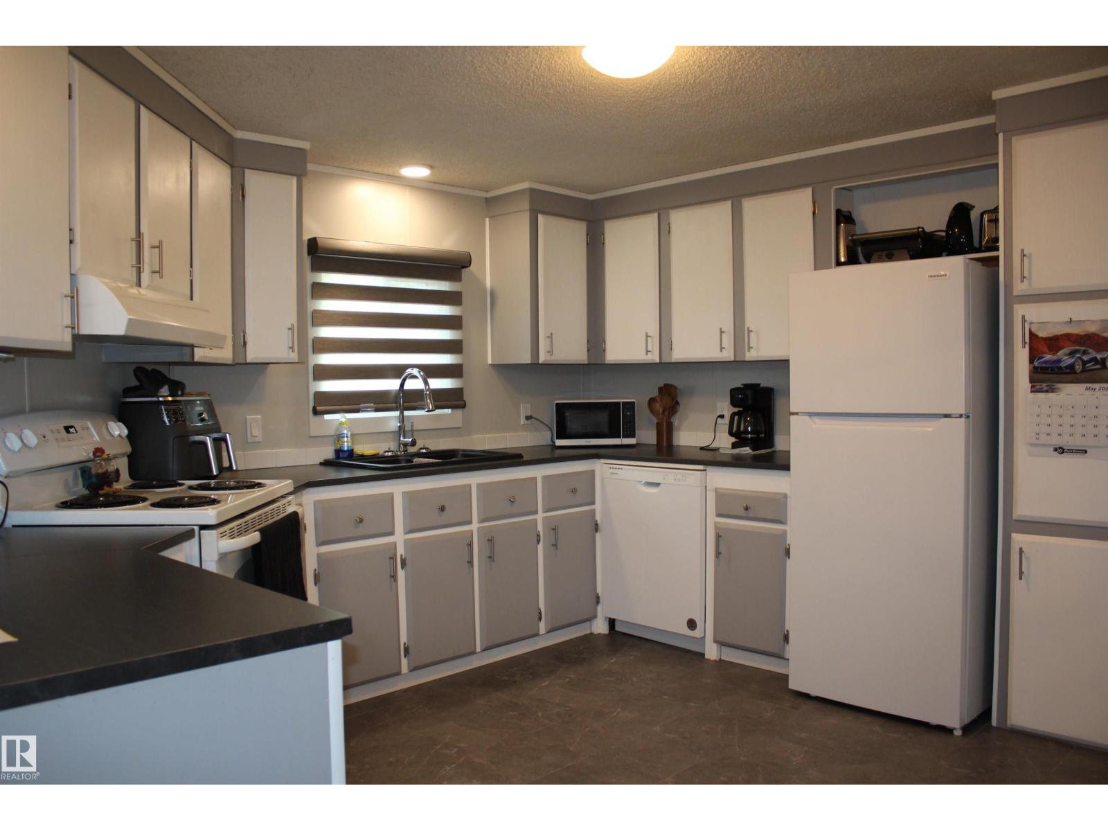 1118 Lakevista DR - 8