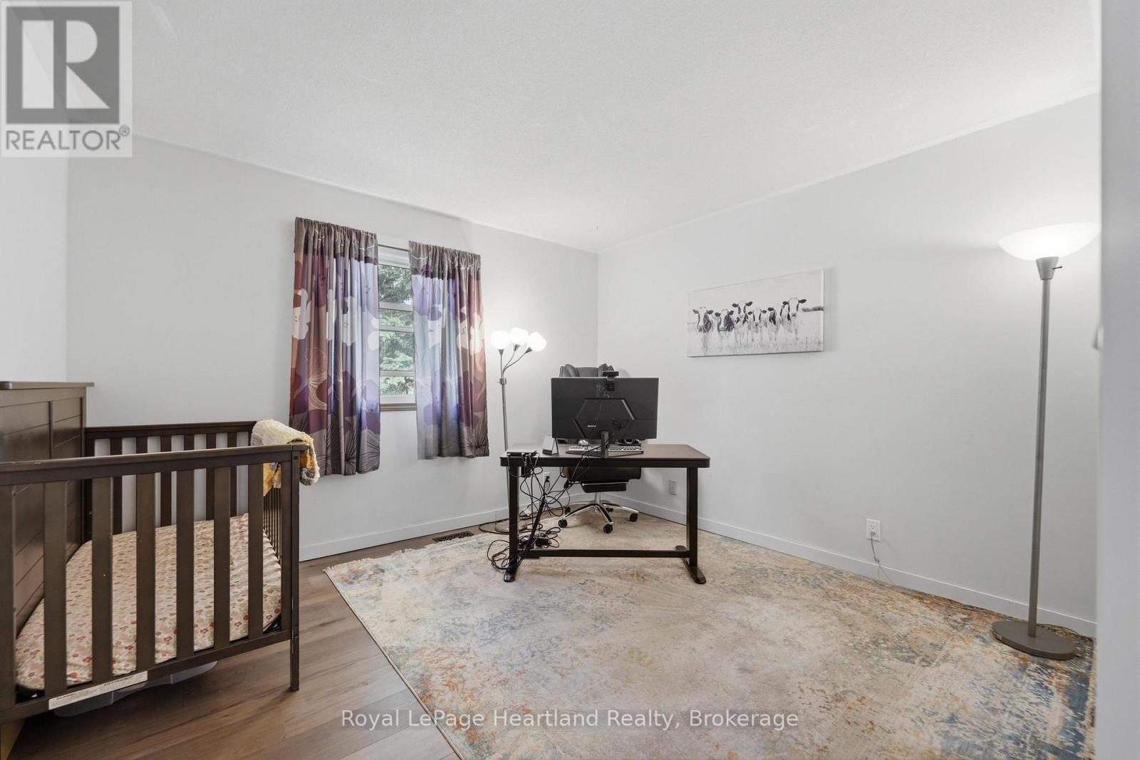 36589 DUNLOP DRIVE - 20