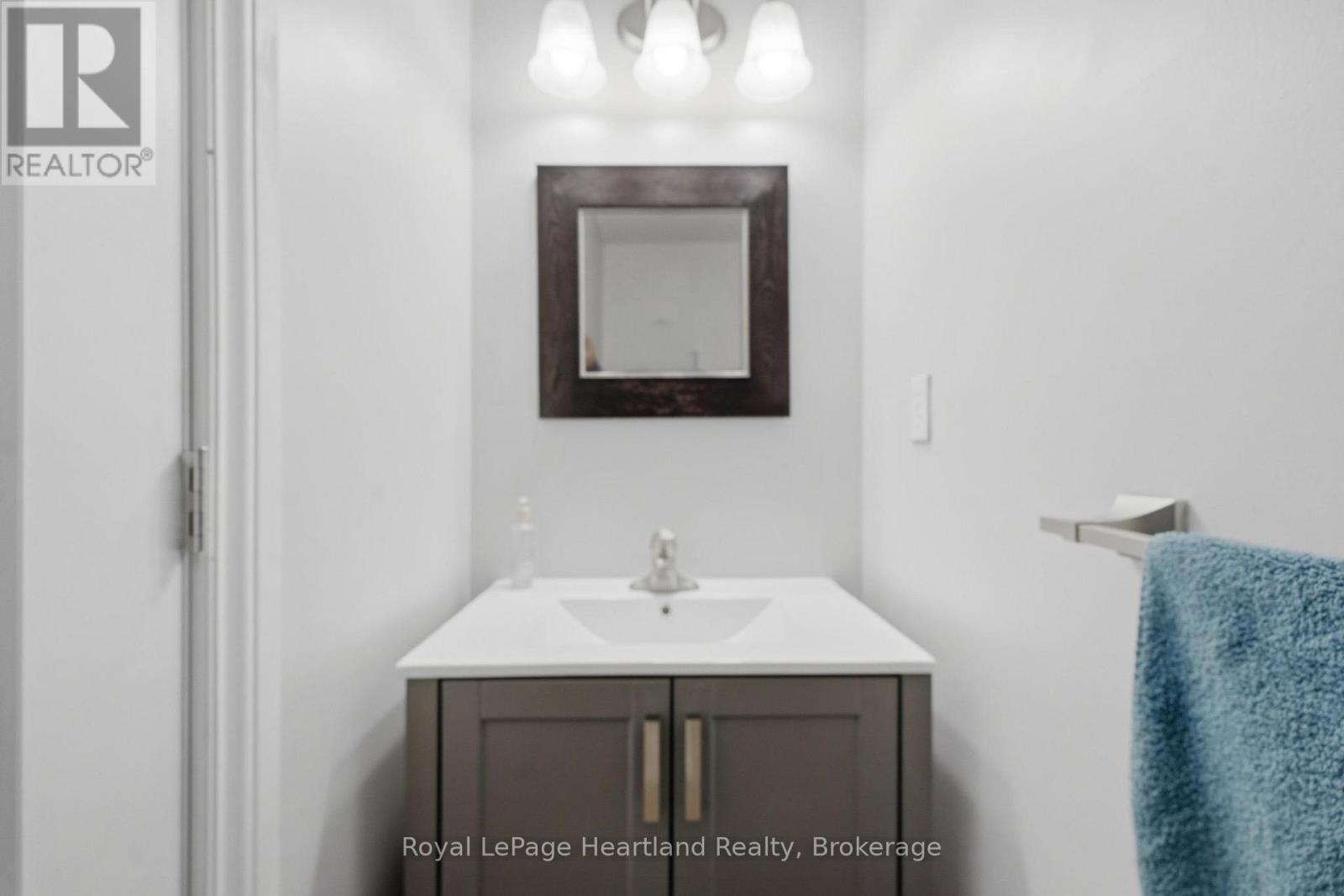 36589 DUNLOP DRIVE - 30