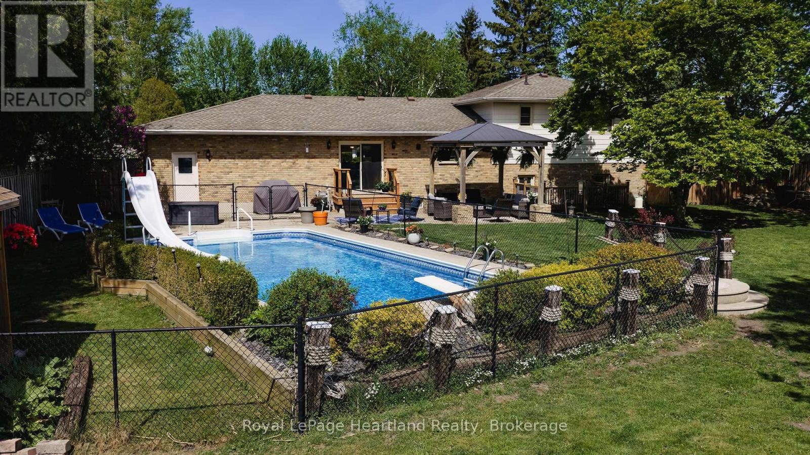 36589 DUNLOP DRIVE - 48