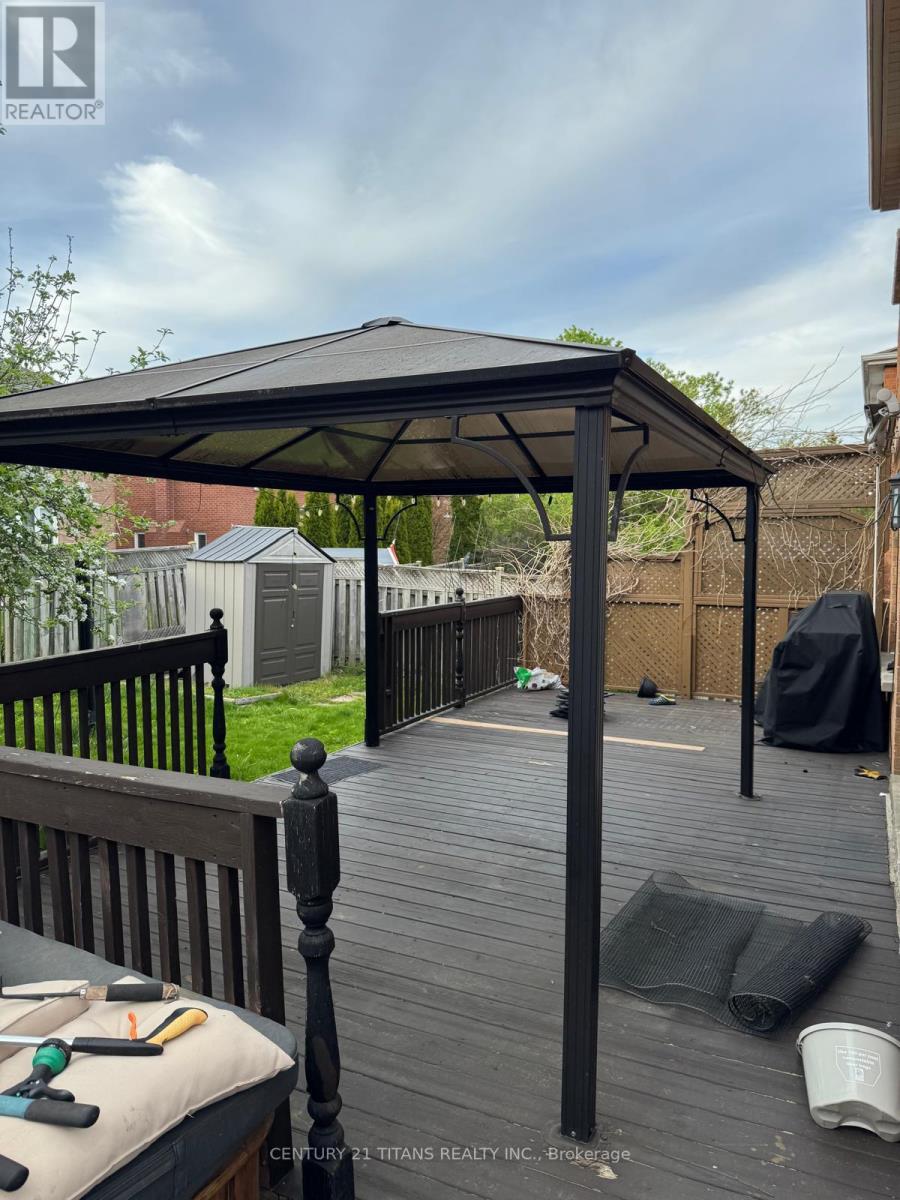 112 FERNBANK PLACE - 34