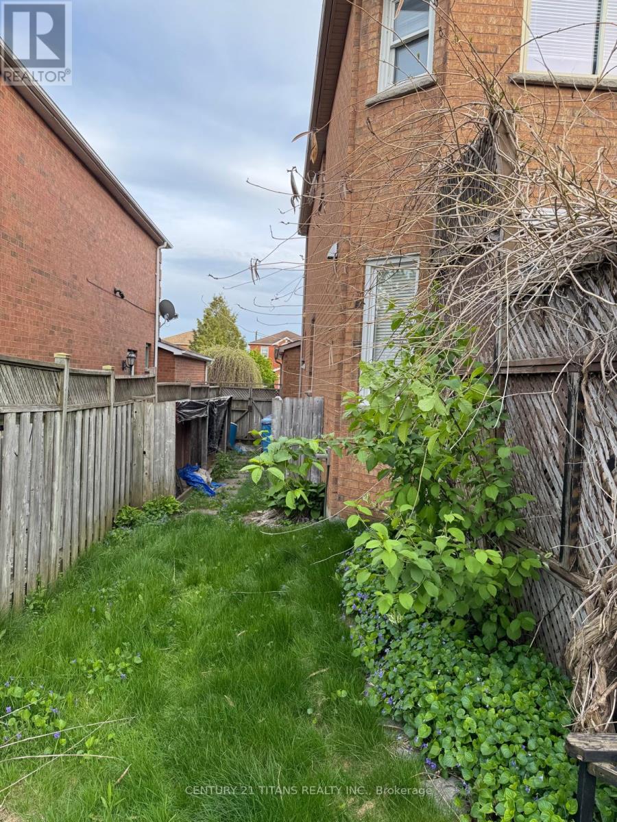 112 FERNBANK PLACE - 31