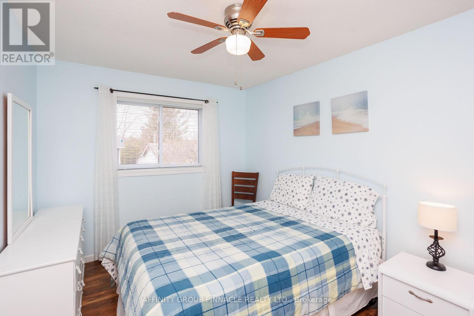 73 ADMIRAL DRIVE - 33