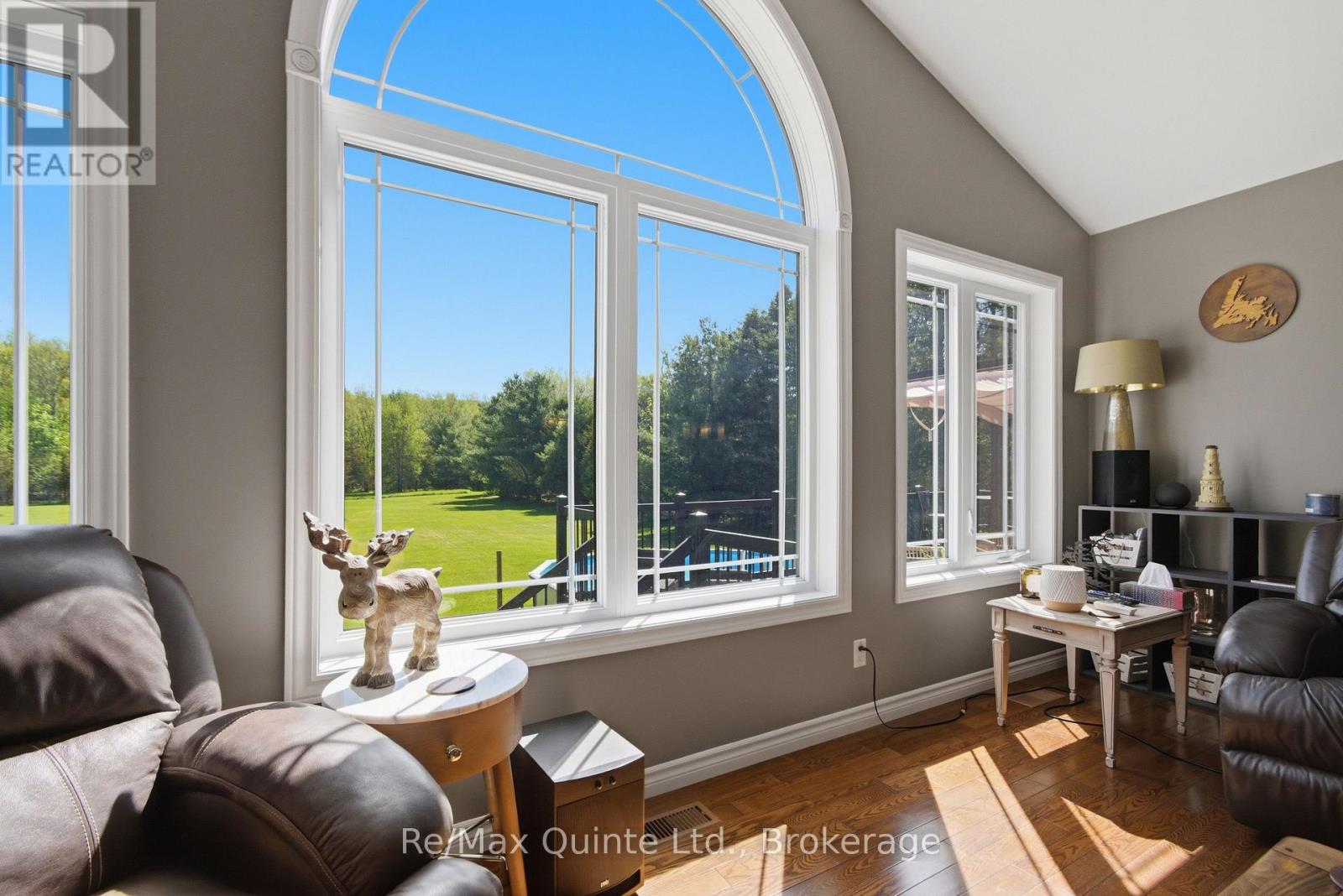 475 DOUGLAS ROAD - 16
