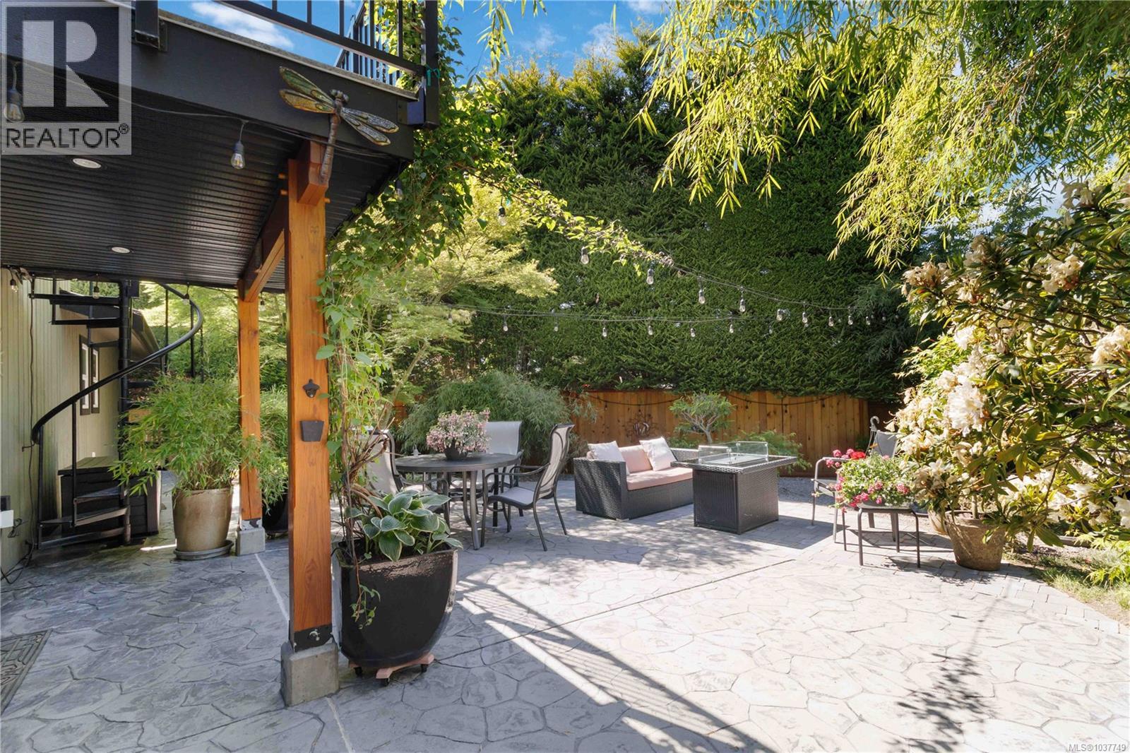 4298 Caen Rd, Saanich