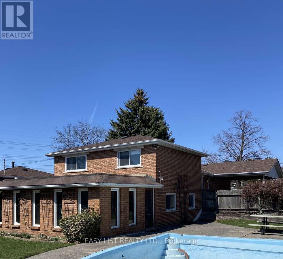 24 ELMVALE CRESCENT - 12