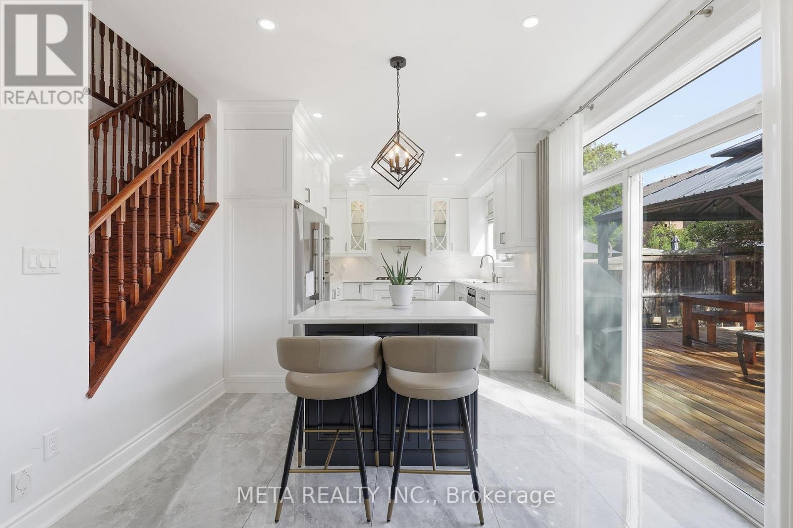 2299 STRATUS DRIVE - 14