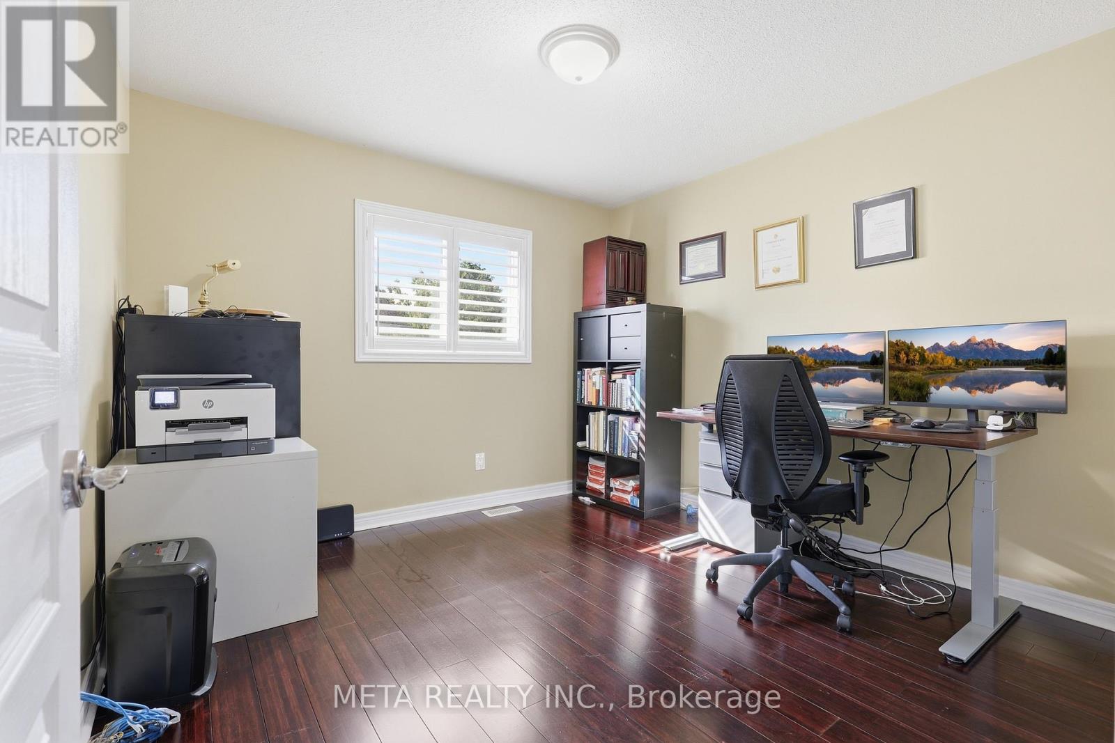 2299 STRATUS DRIVE - 25