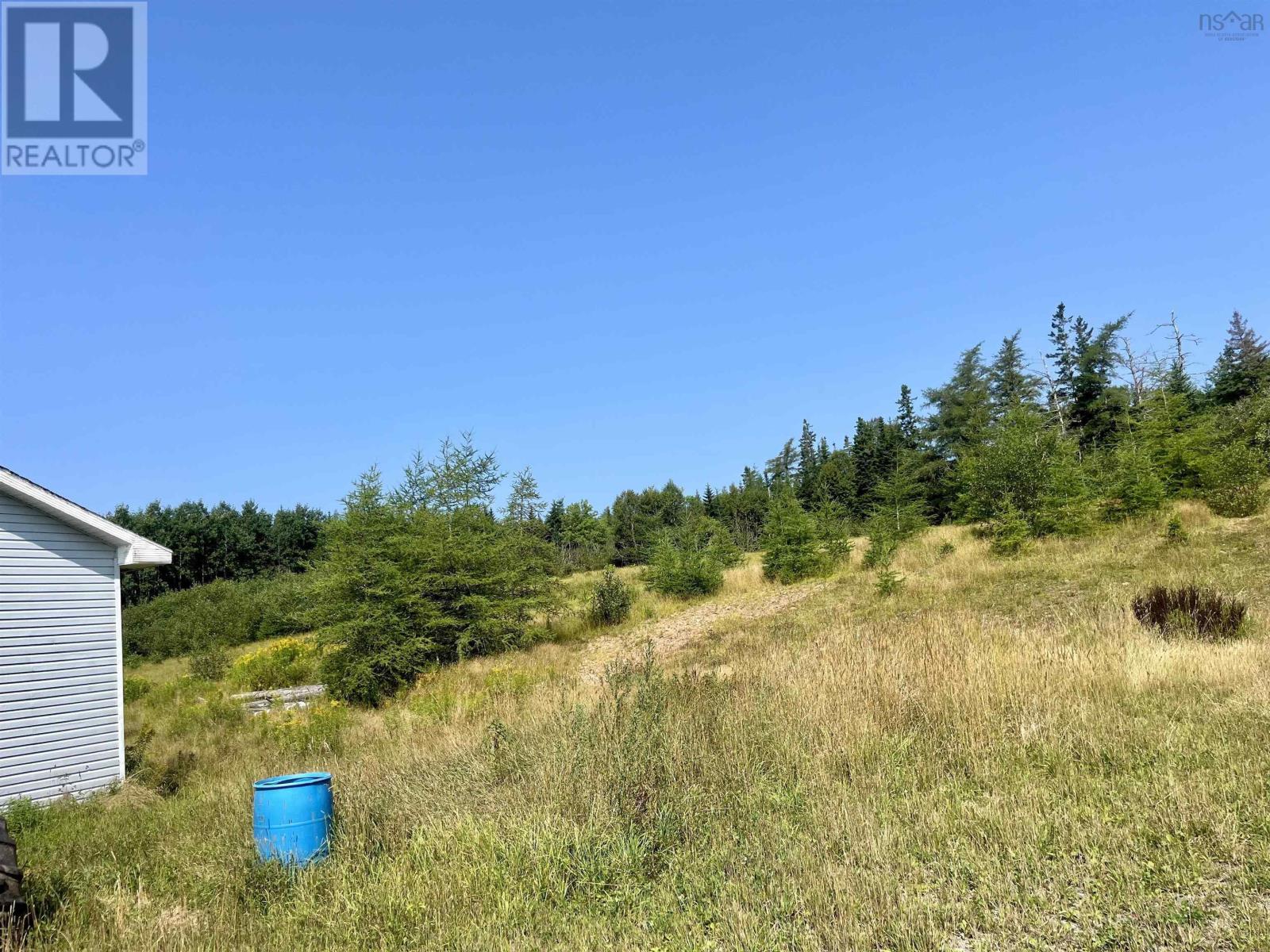 1520 Back Road - 33
