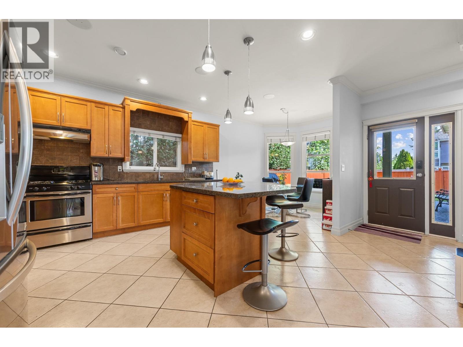 9044 RAILWAY Avenue, Richmond