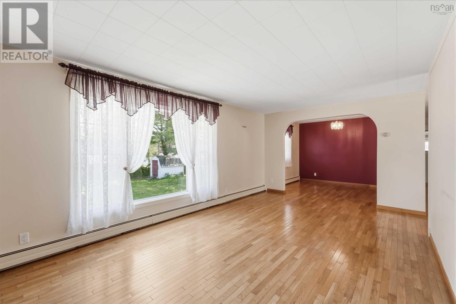 864 Carol Street - 8