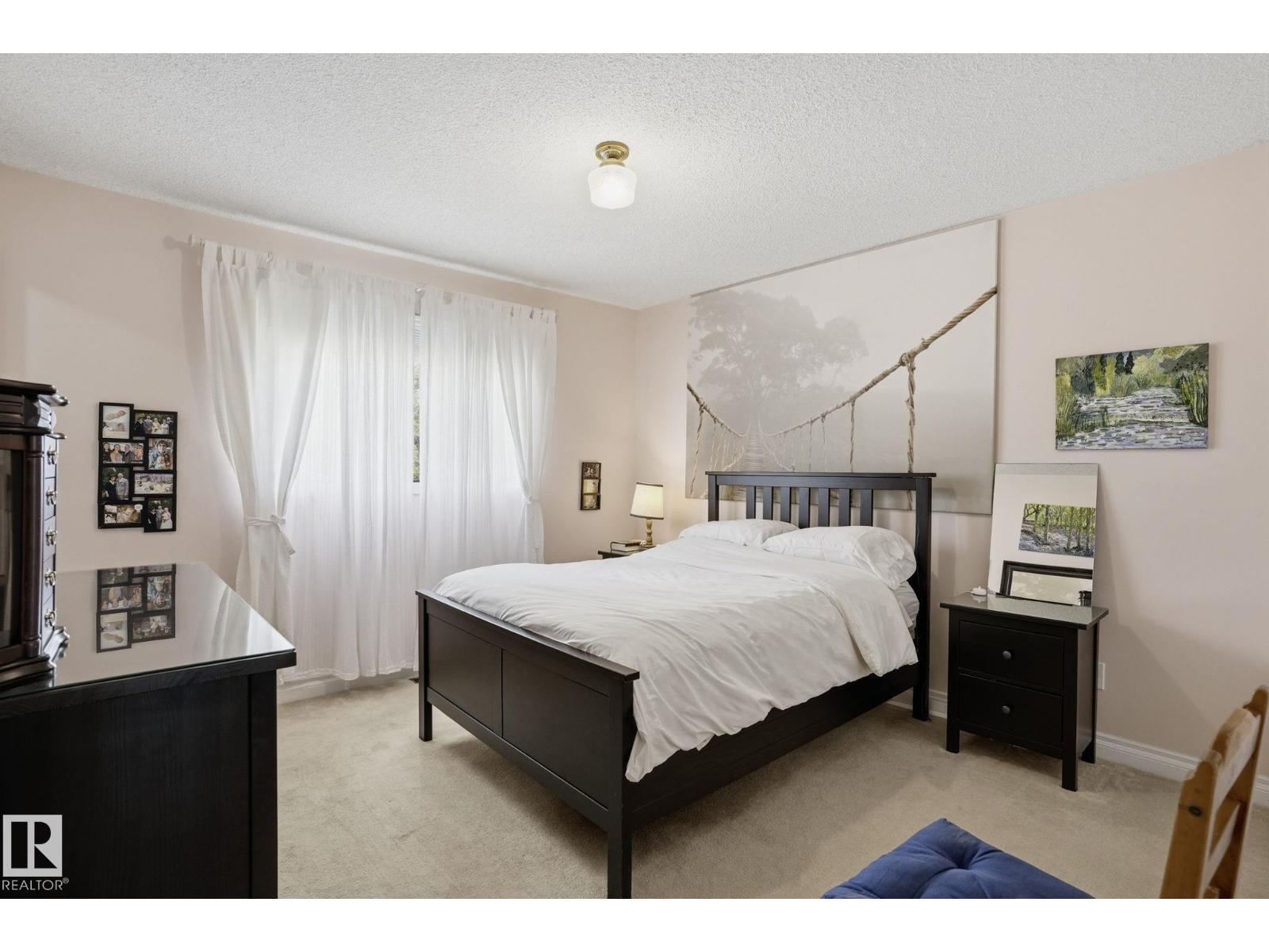 210 Porter AV — photo 15
