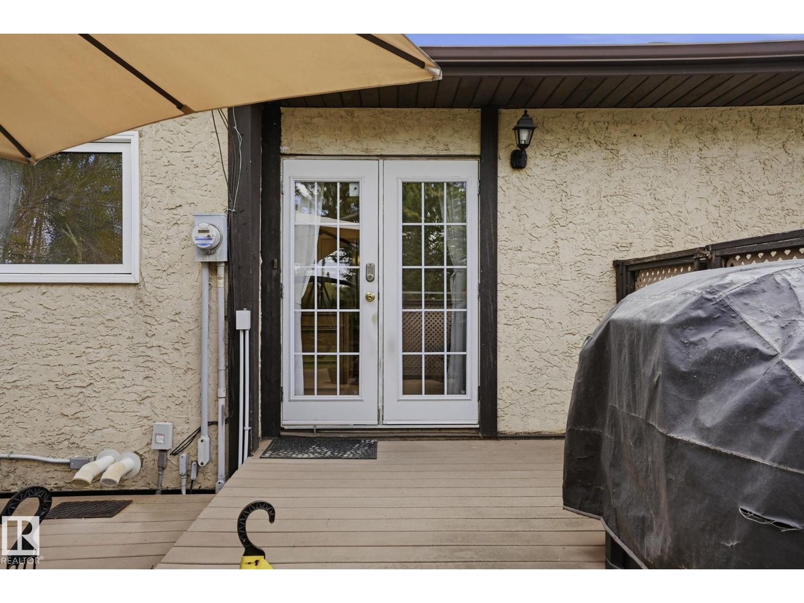 210 Porter AV — photo 28