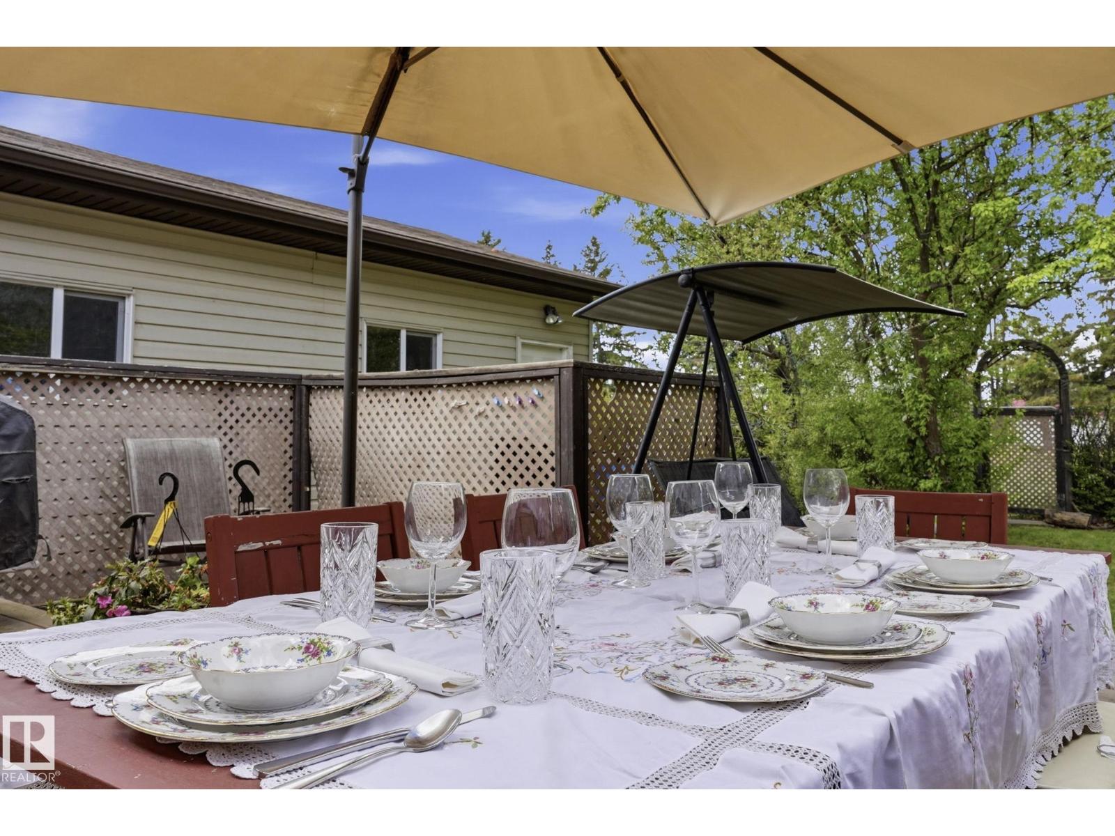 210 Porter AV — photo 30