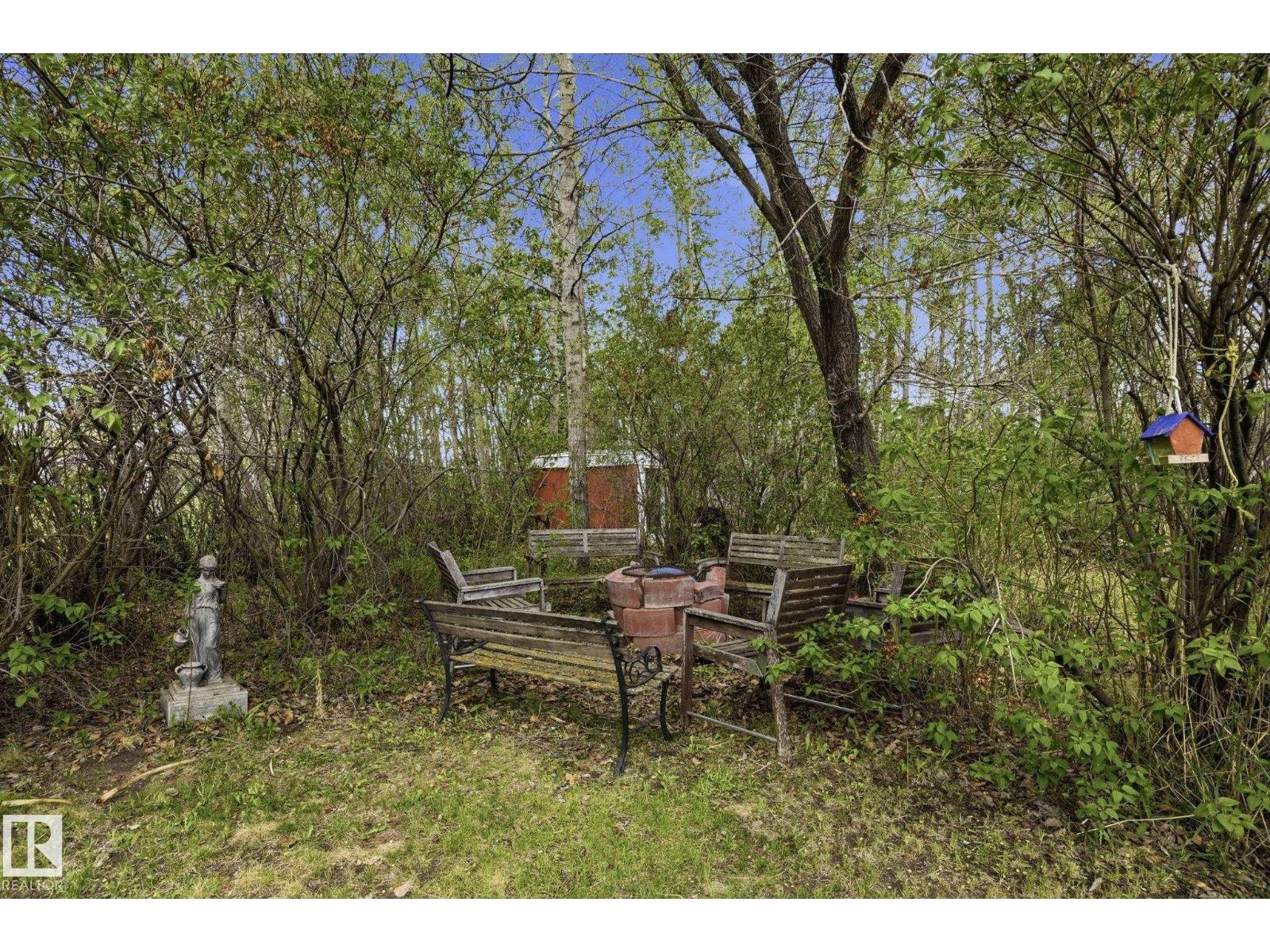 210 Porter AV — photo 34