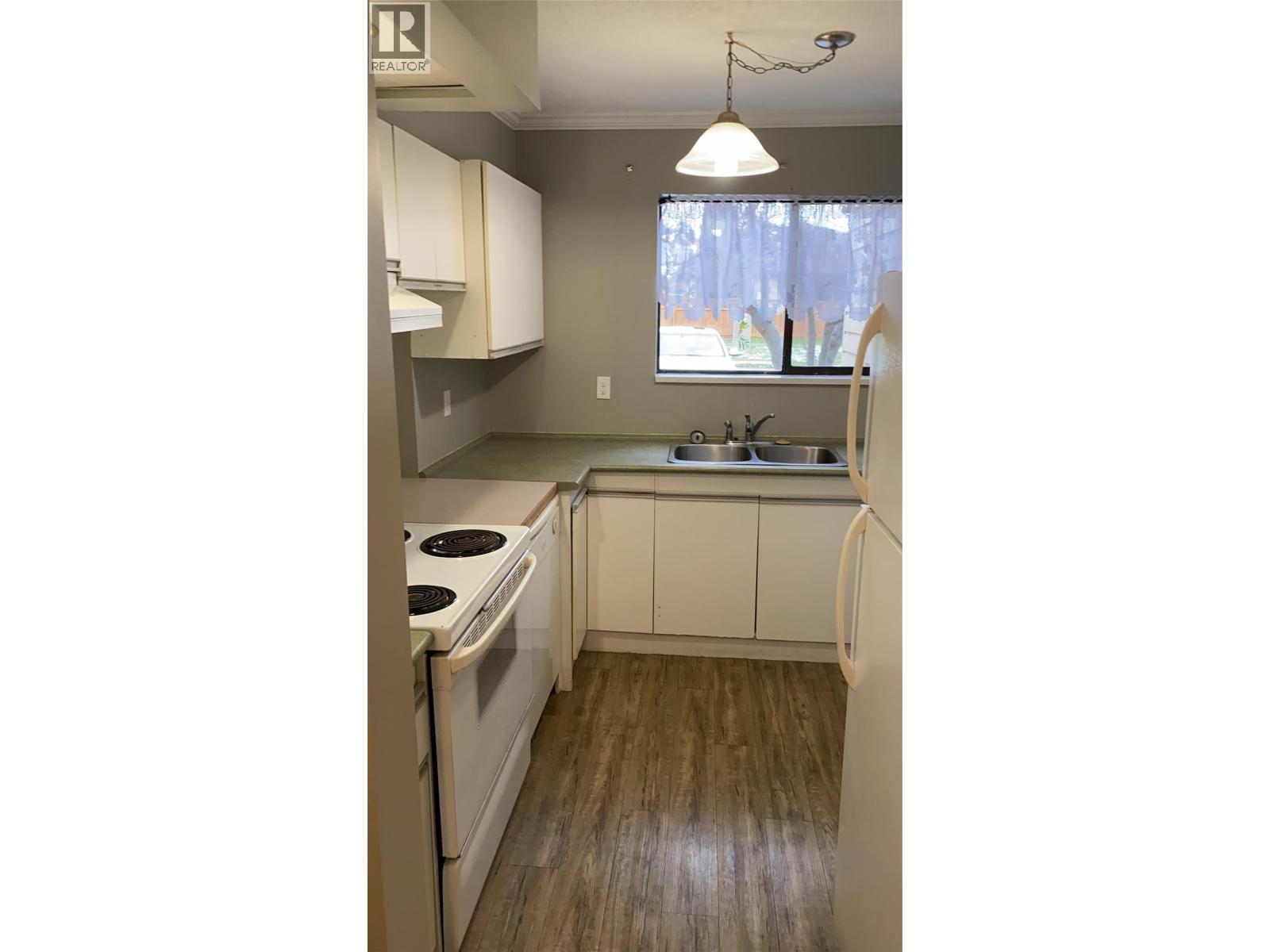 #10 5300 25th Avenue - 5