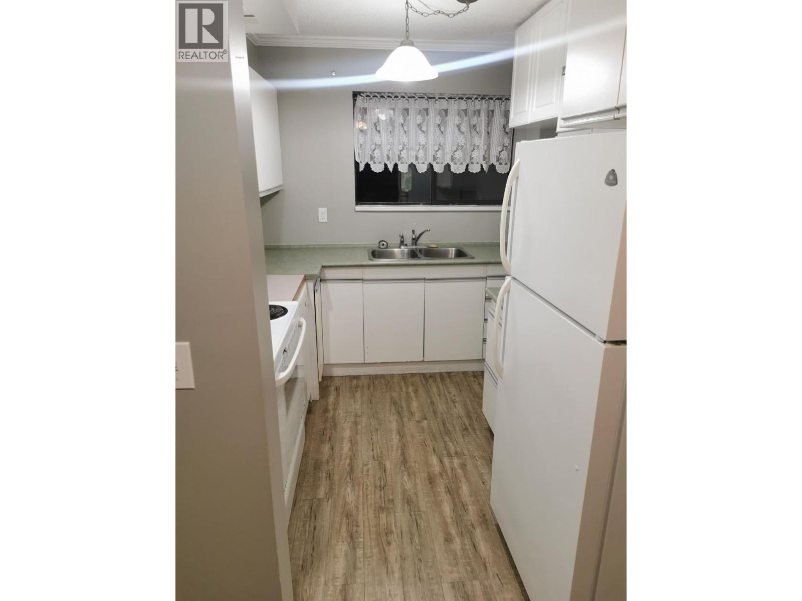 #10 5300 25th Avenue - 4