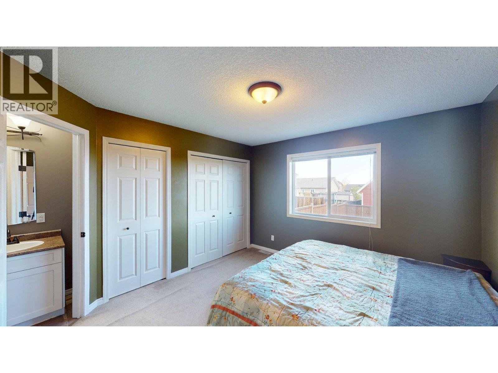8812 113A AVENUE - 11