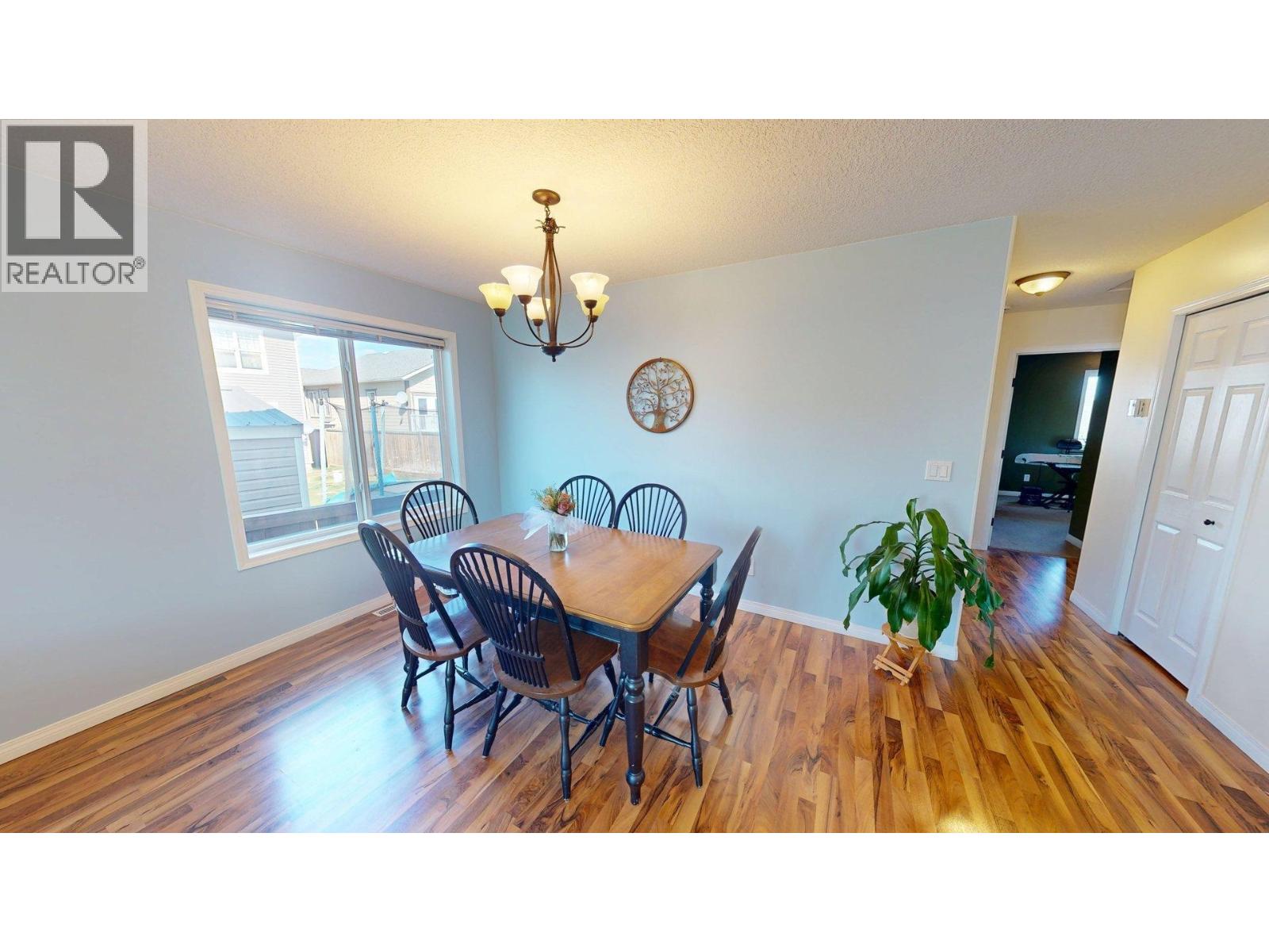 8812 113A AVENUE - 7