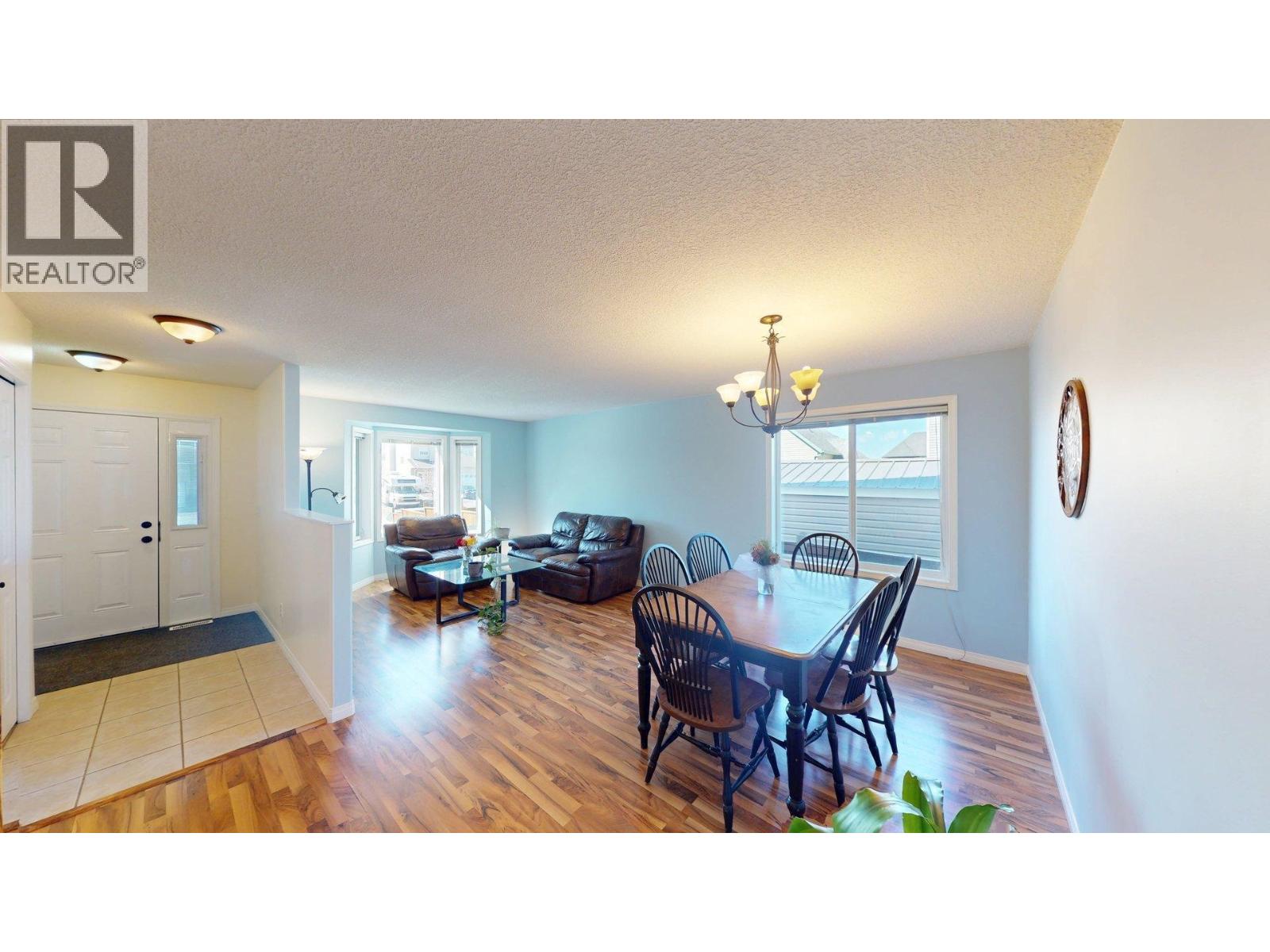 8812 113A AVENUE - Image 3