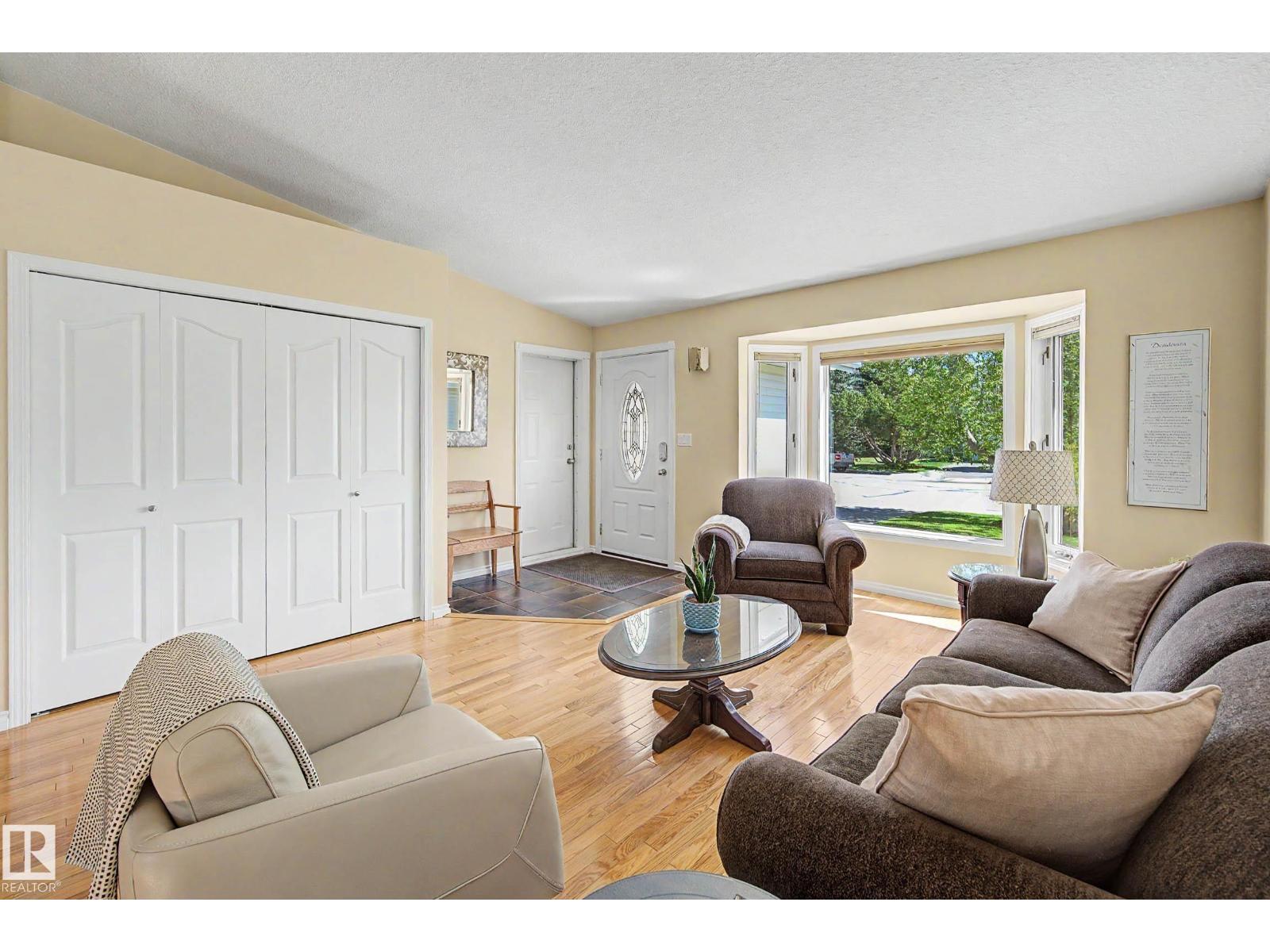 24 ELBOW DR — photo 8