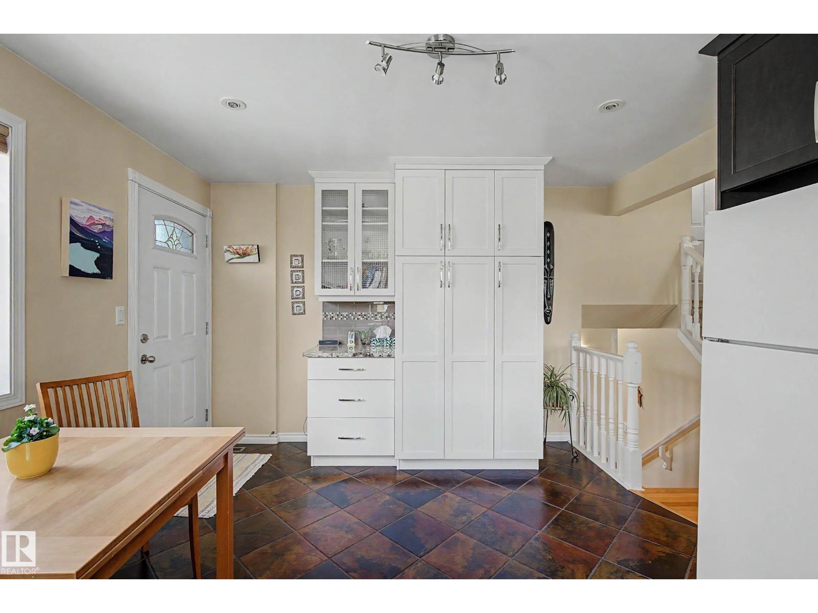 24 ELBOW DR — photo 18