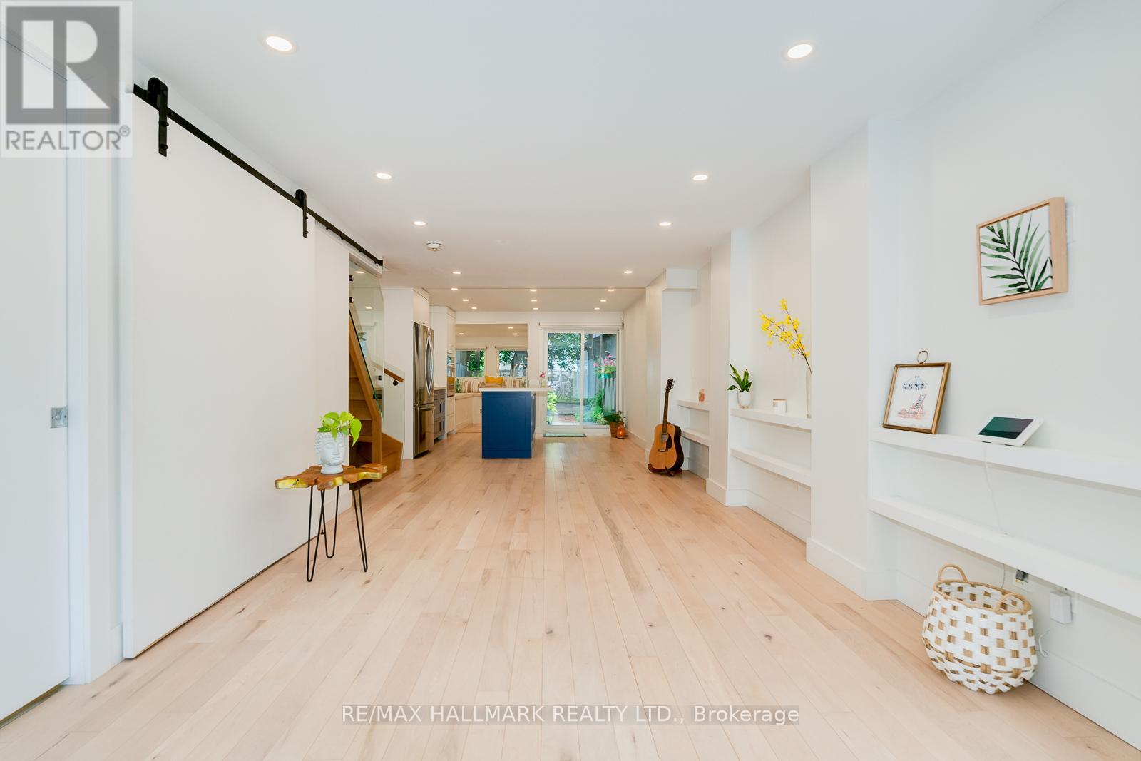Listing photo of 37 CRAVEN ROAD
