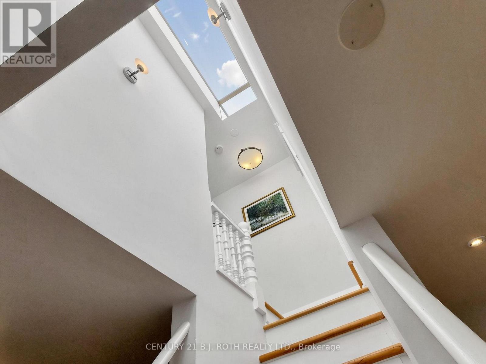 195 WHEELER AVENUE - 22