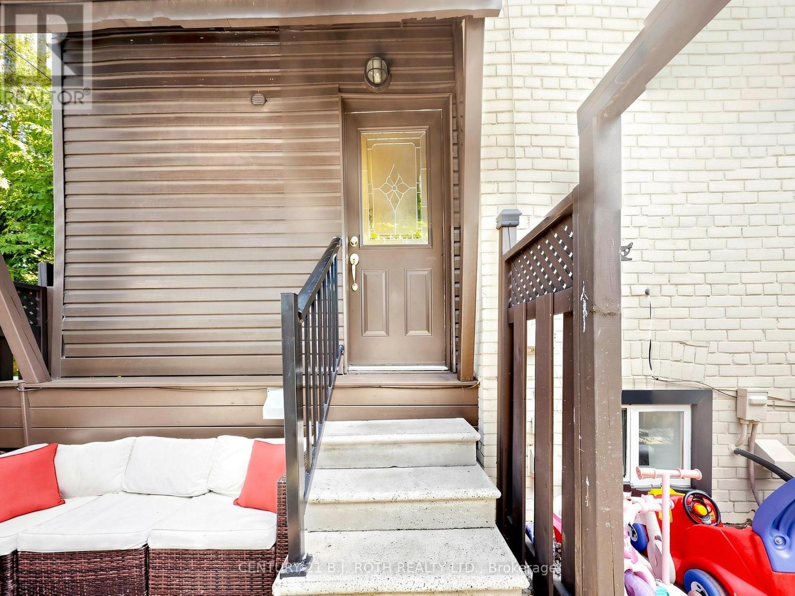 195 WHEELER AVENUE - 37