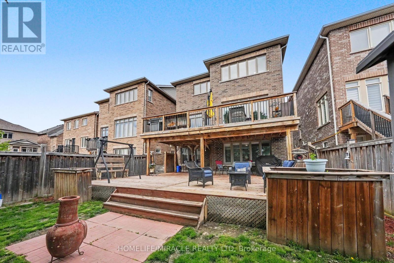 14 WILLOUGHBY WAY - 47