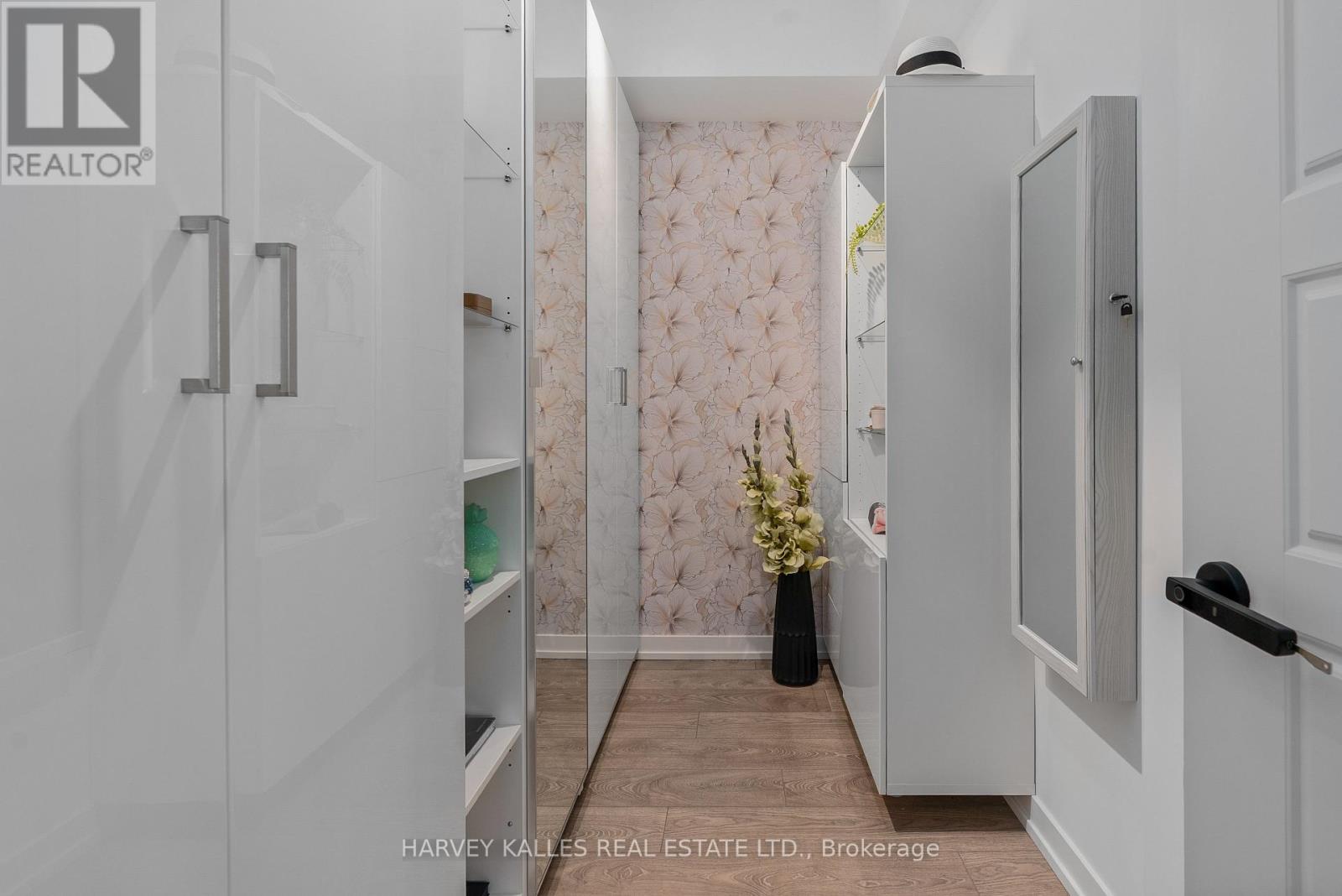 #303 333 SUNSEEKER AVENUE - 17