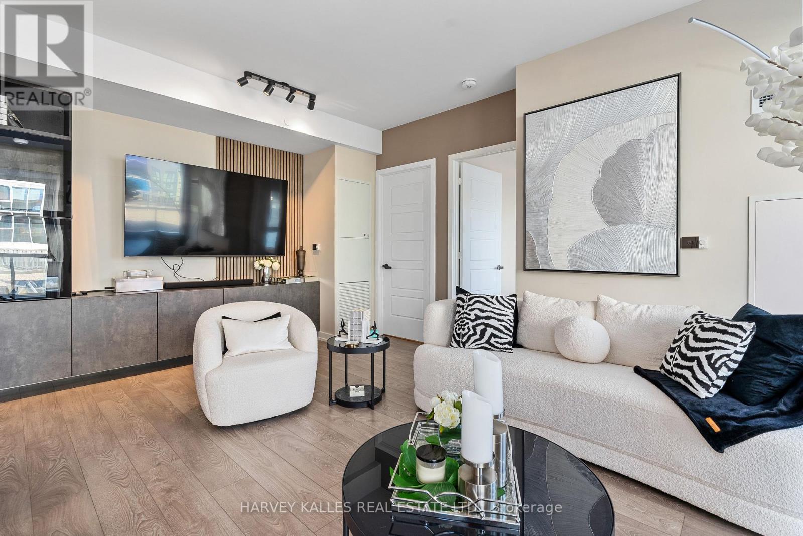 #303 333 SUNSEEKER AVENUE - 7