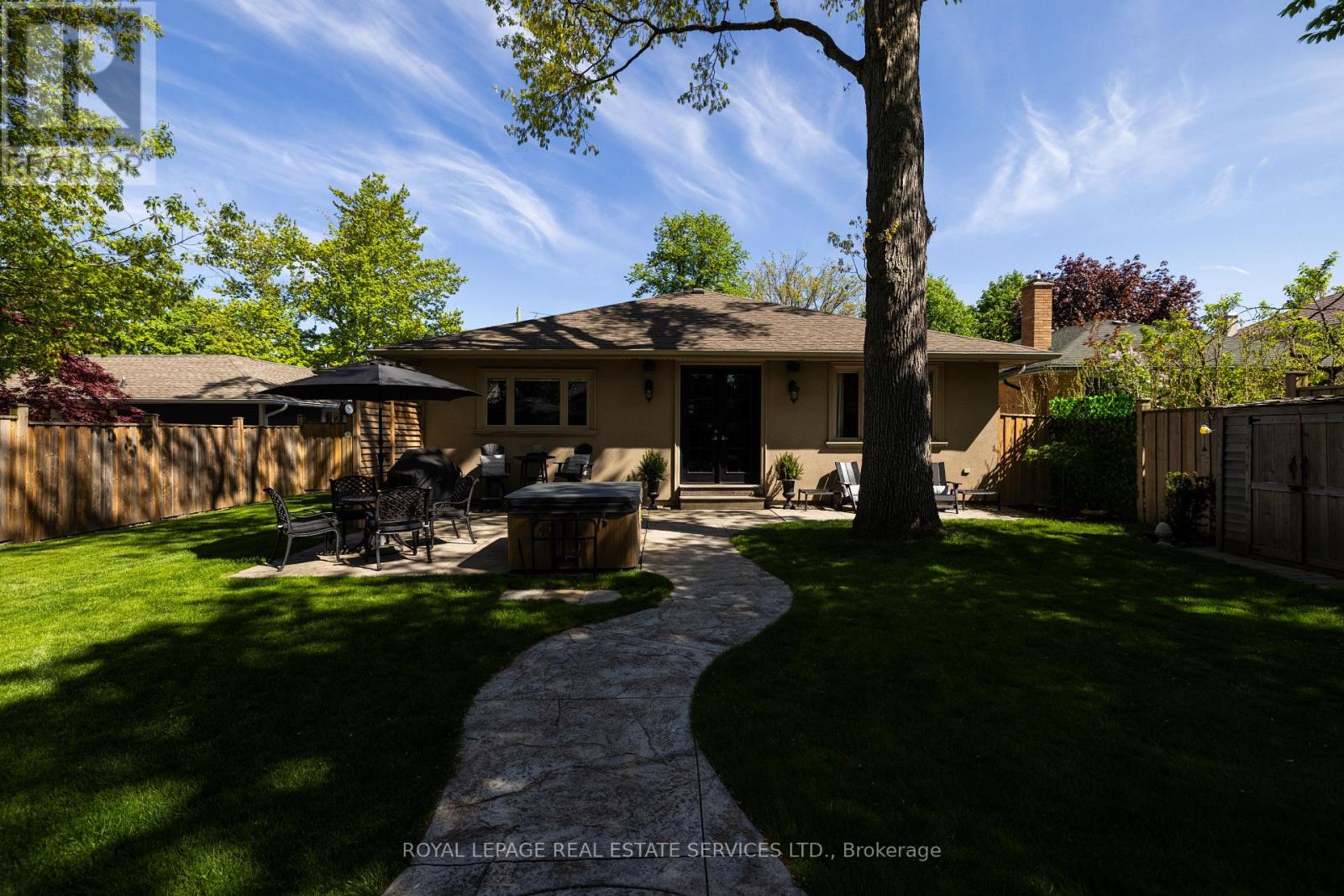 23 GLENMANOR DRIVE - 41