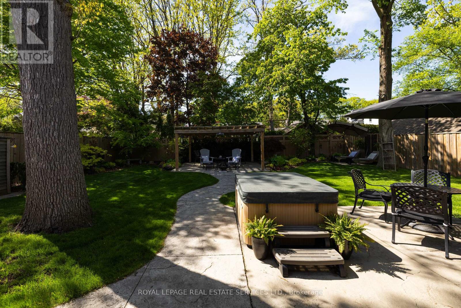 23 GLENMANOR DRIVE - 40