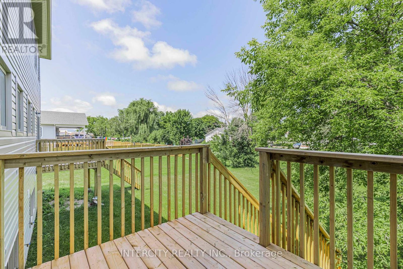327 QUEBEC STREET - 32