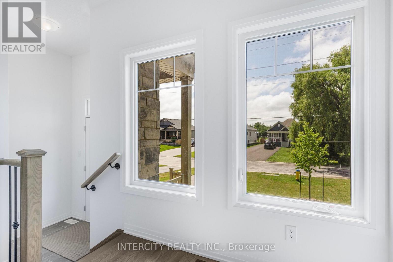 327 QUEBEC STREET - 7
