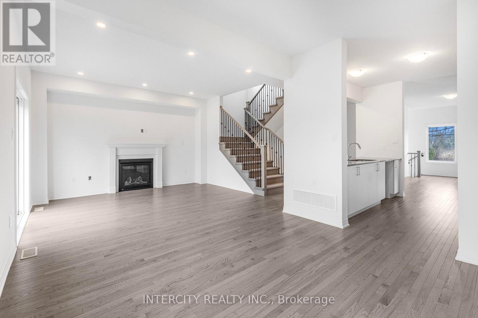 345 QUEBEC STREET - 11
