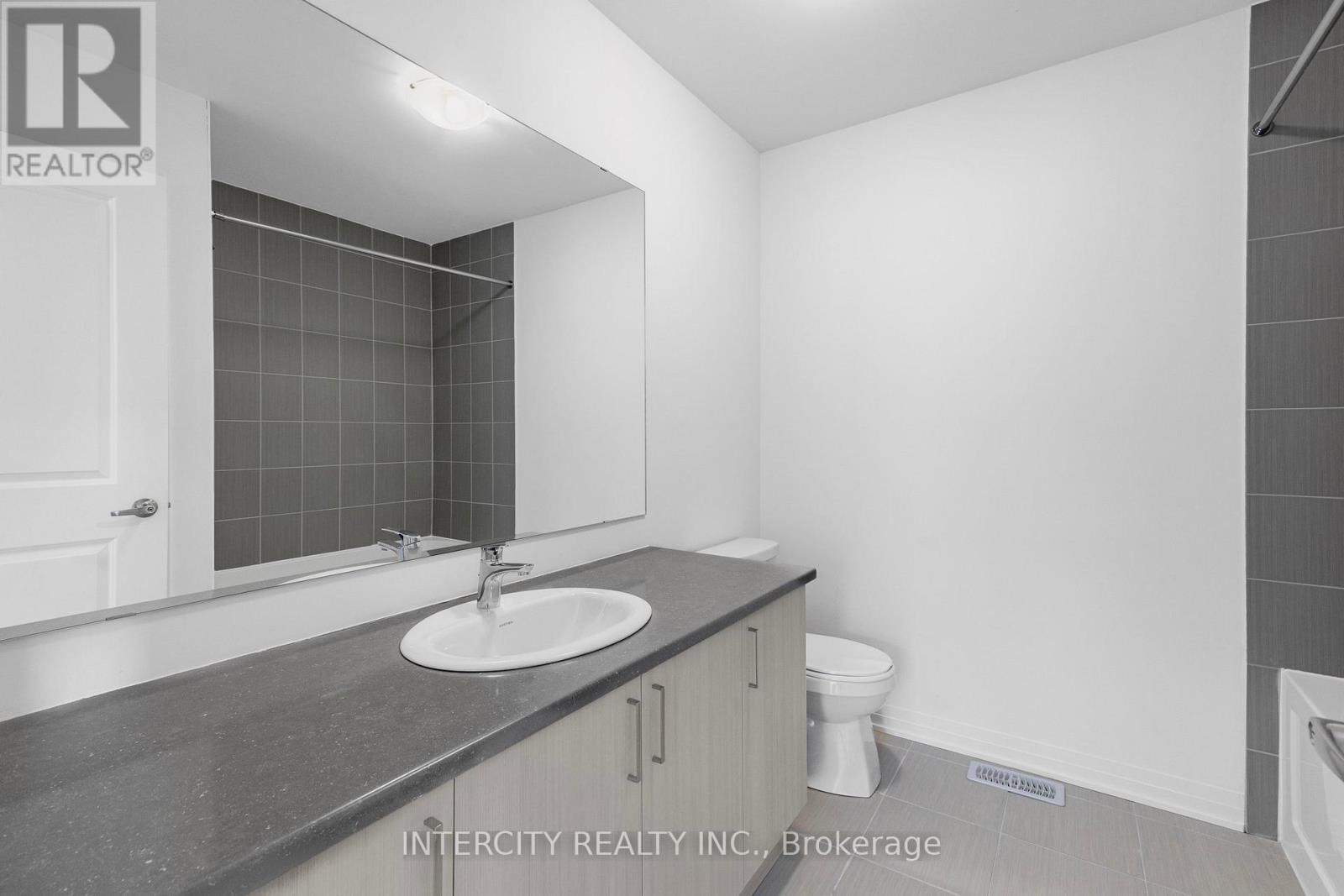 345 QUEBEC STREET - 21