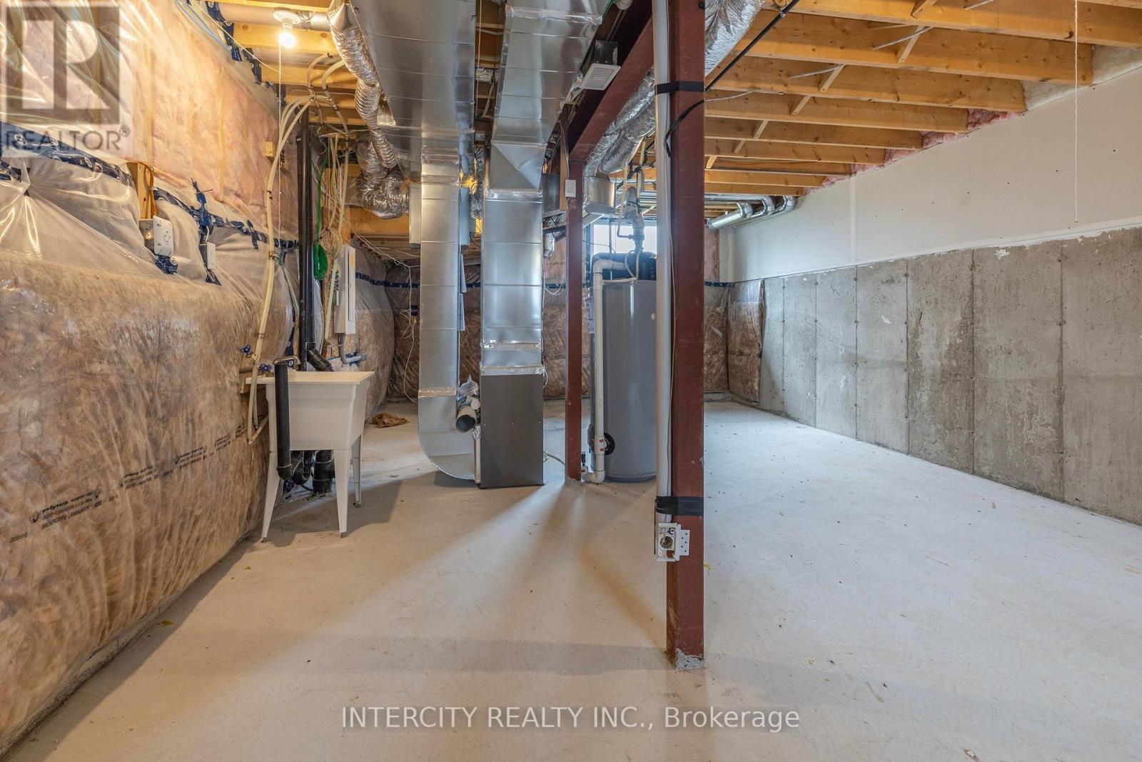 345 QUEBEC STREET - 28